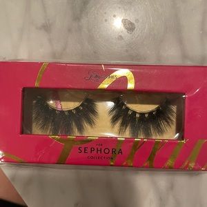 Brand new 3D Faux Mink Lilly Lashes in Mykonos